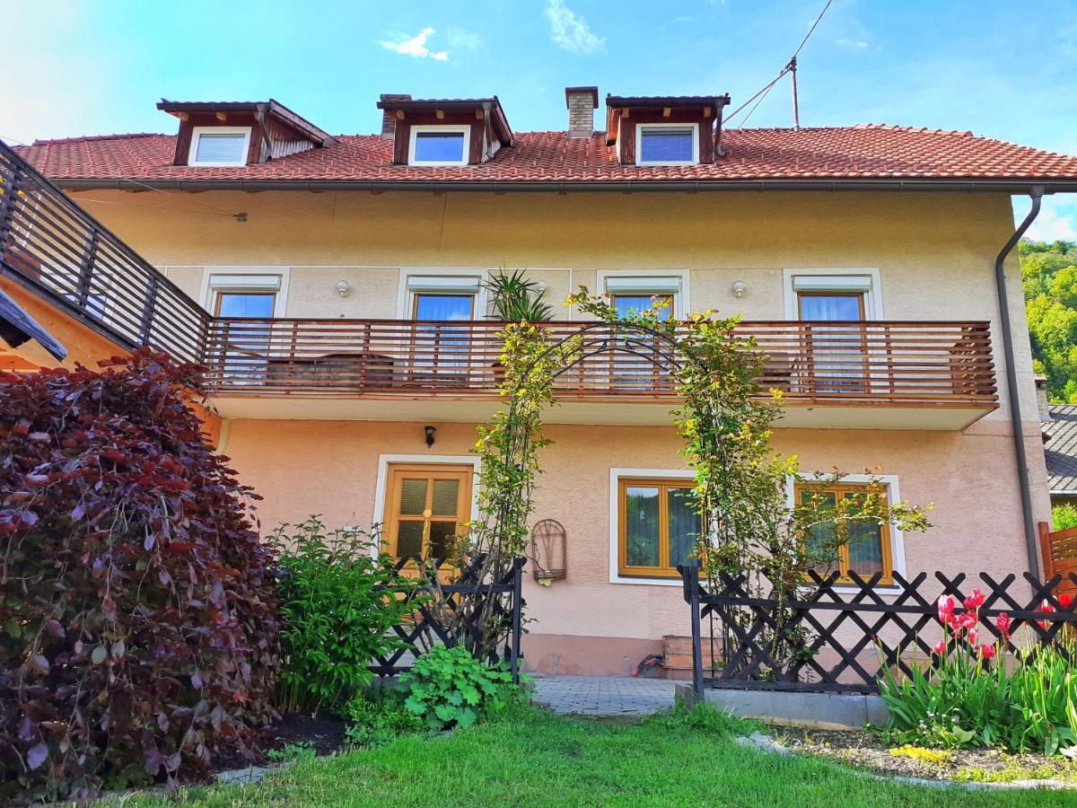 Apartment Fischer Mit Privatstrand Steindorf am Ossiacher See Exteriér fotografie